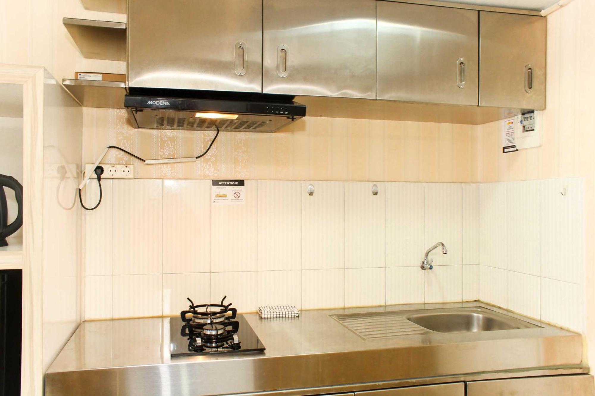 Comfort Living 1br At Grand Sentraland By Travelio Apartemen Karawang